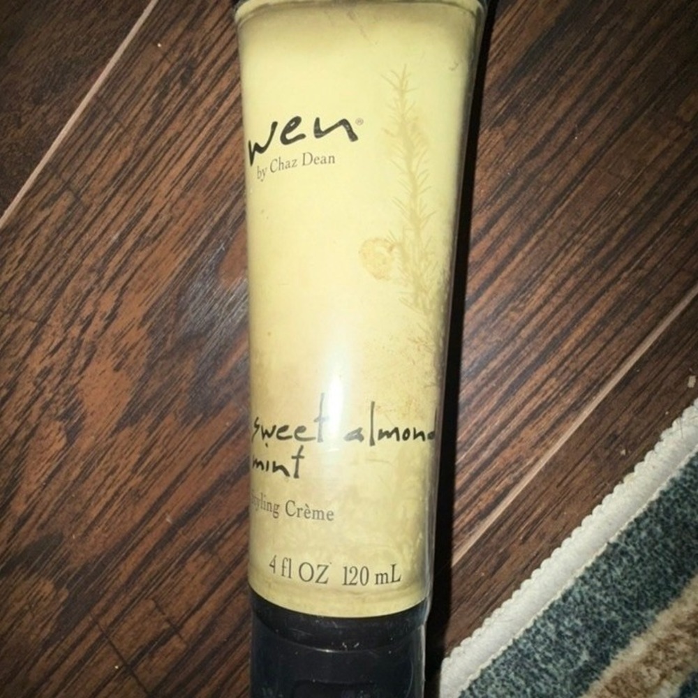 New sealedWen by Chaz Dean Sweet Almond Mint Styling Crème 4 fl oz size.